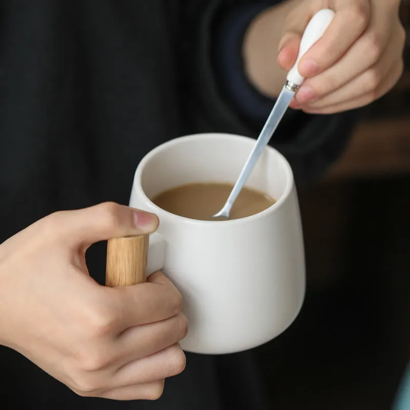 Ceramic coffee  cup with cover spoon customization