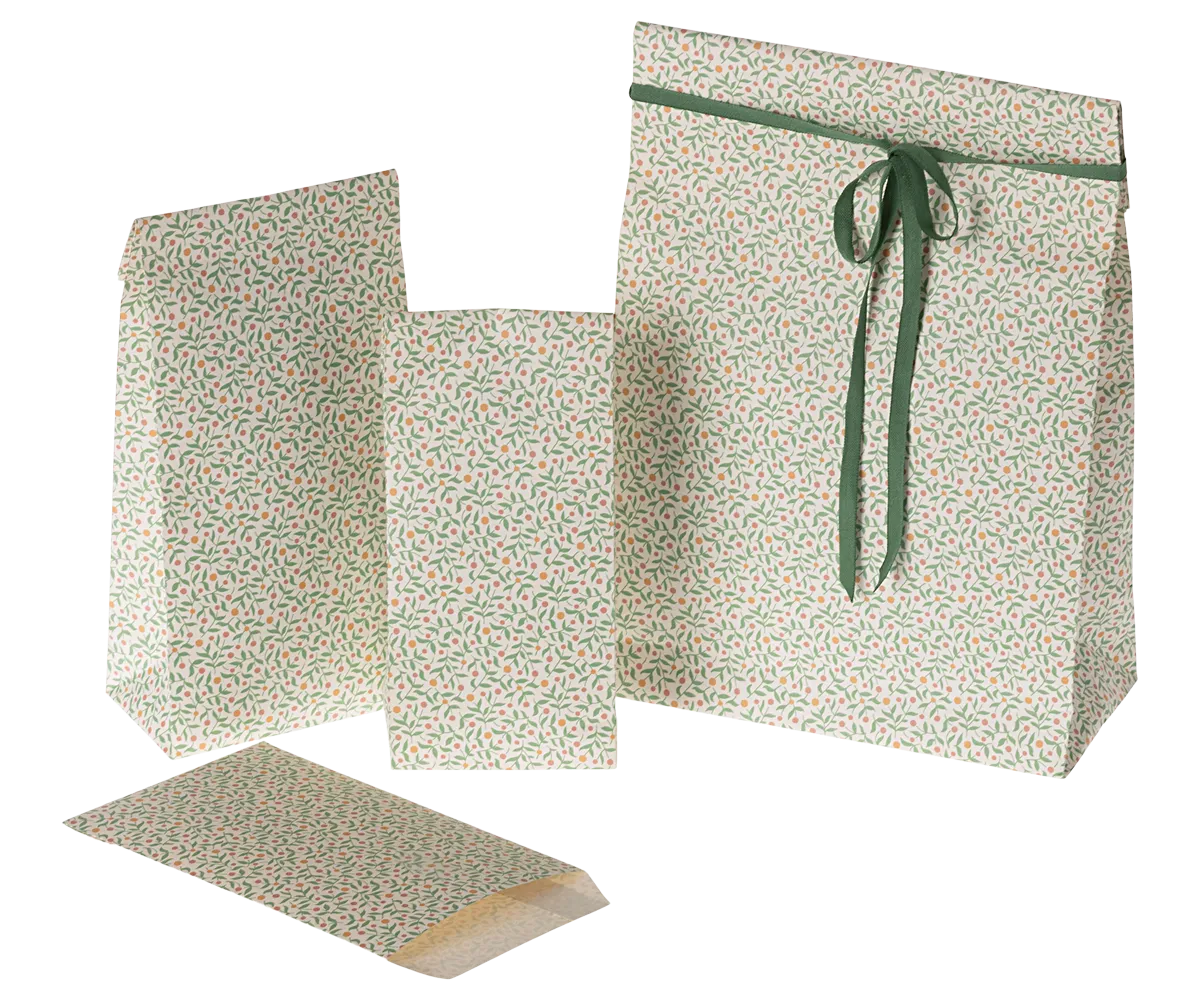 Gift bag, Berry branches - Envelope