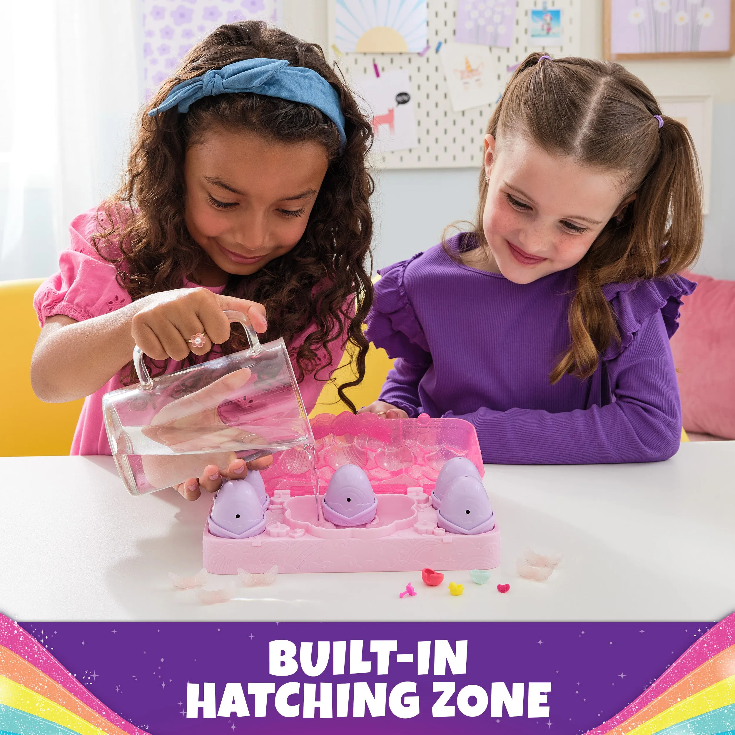 Hatchimals Alive! Rainbow Splash Egg Carton