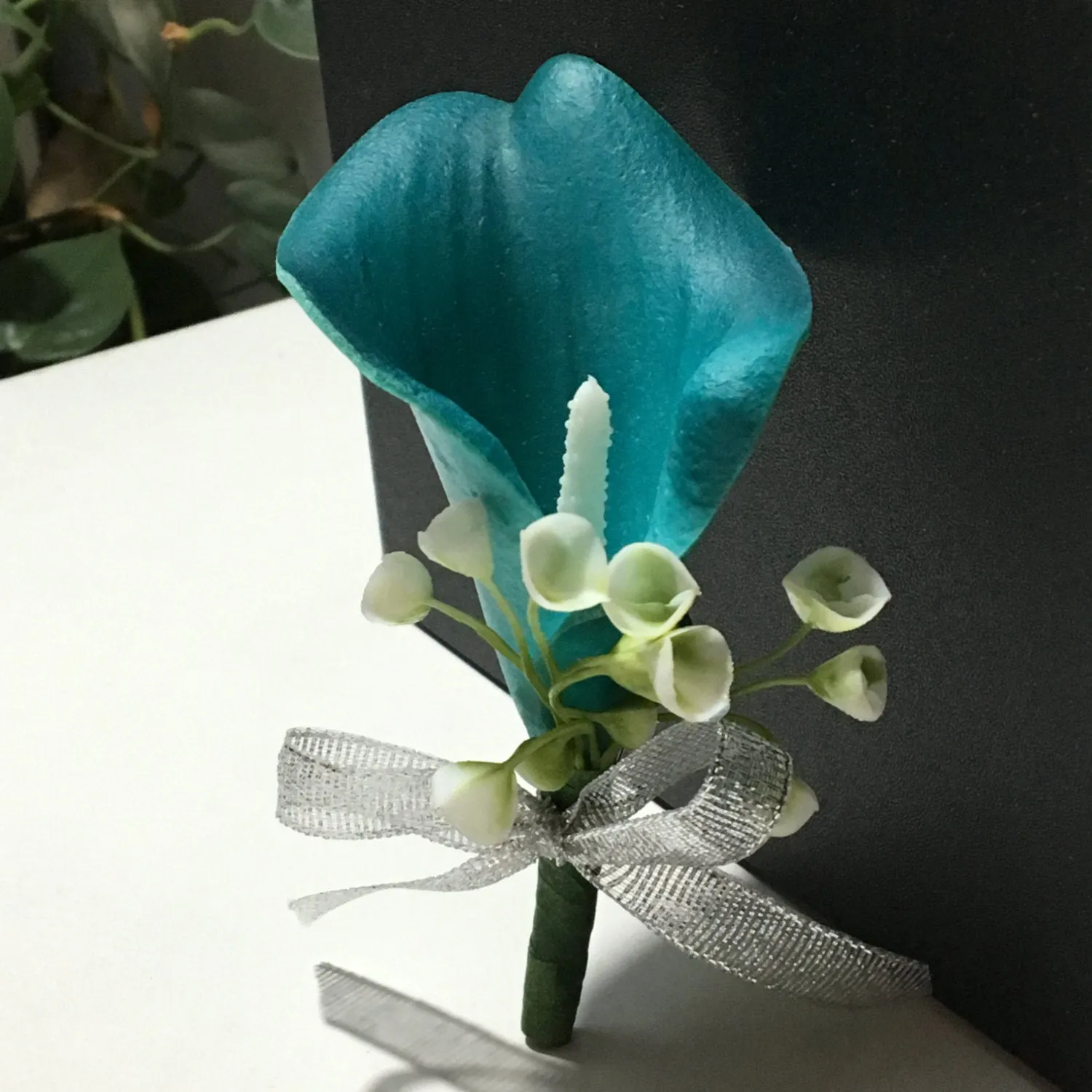 Prom Party Wedding Boutonniere Calla Lily for Groom Best Man