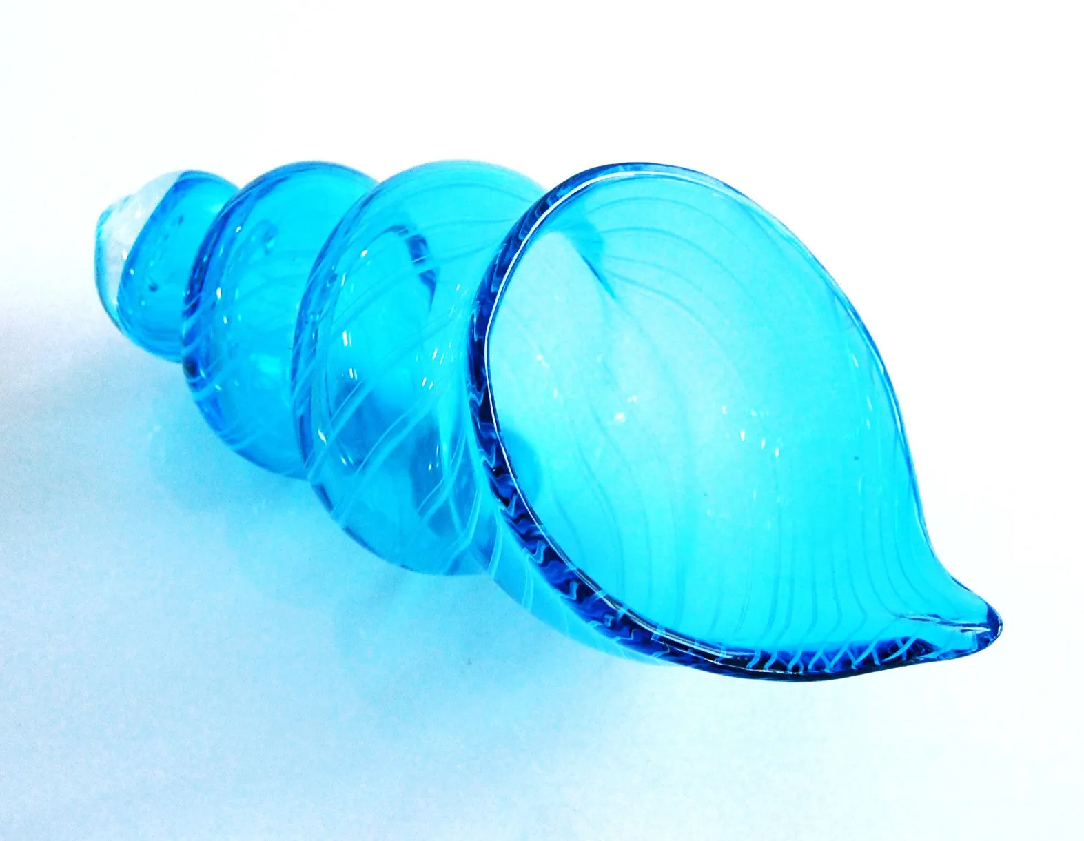 TG-HB-Enchanting Seashell Hand Blown Glass Decor