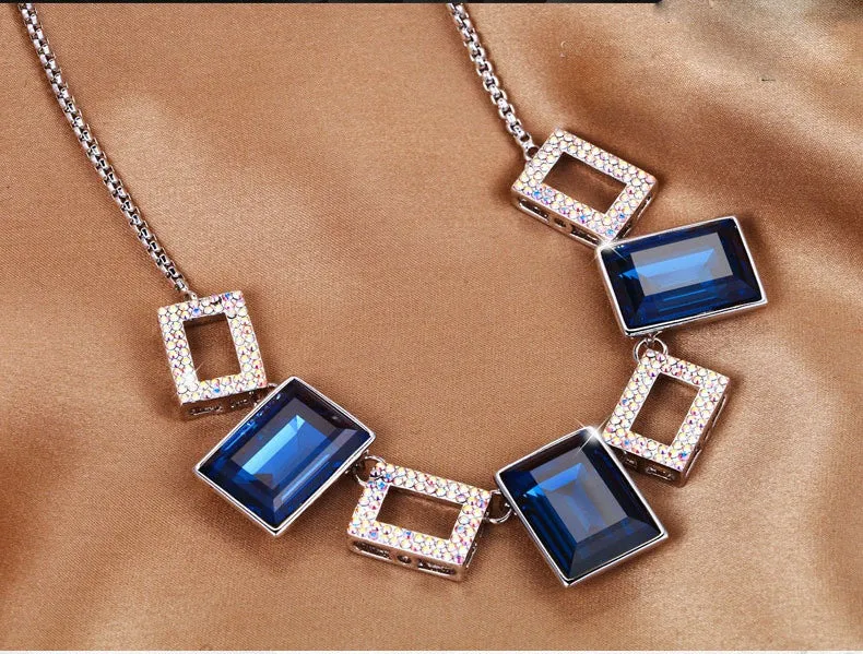 The majestic squares sapphire collier